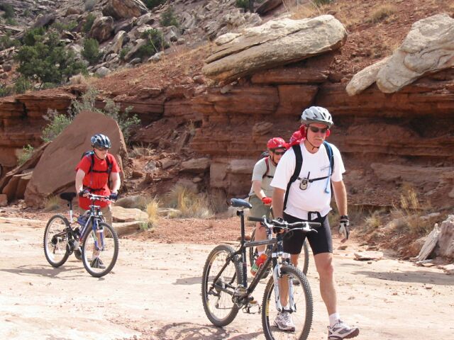 h:\webpages\troop188\html\images\ha2002\gemini bridges\ha2002-0108.jpg